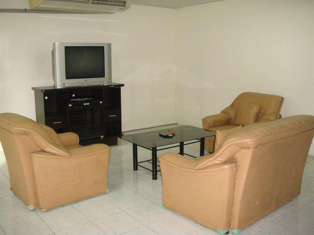 King Royal Garden Inn Banguecoque Exterior foto