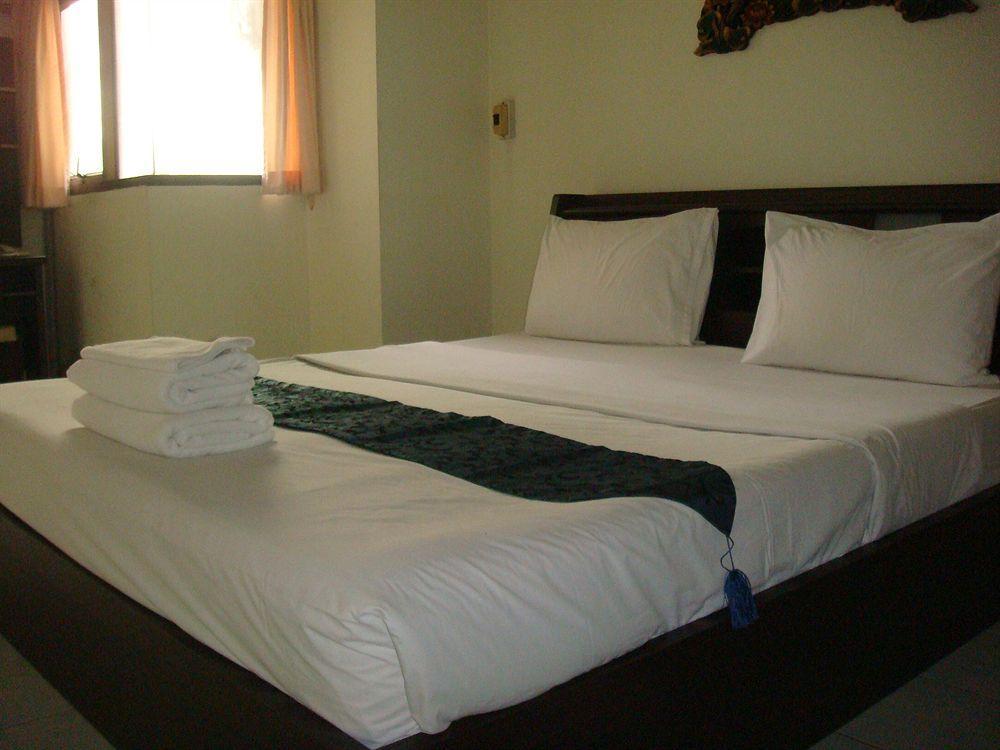 King Royal Garden Inn Banguecoque Exterior foto