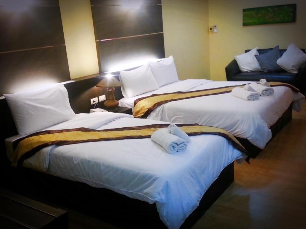 King Royal Garden Inn Banguecoque Exterior foto